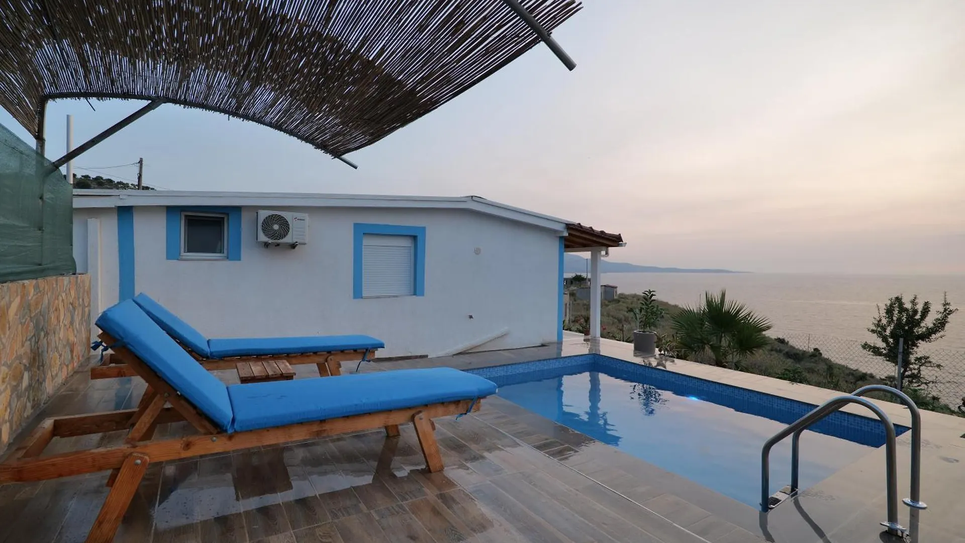 Twins Villa Saranda