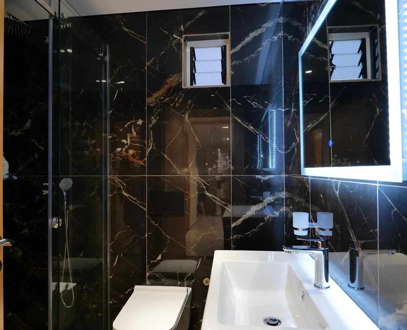 Twins Villa Saranda